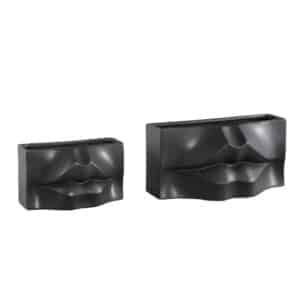 Vases noirs « bouche »