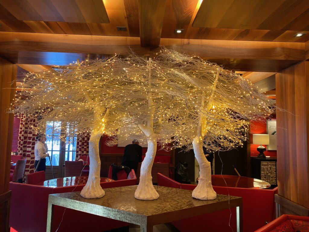 Cheval Blanc Courchevel deco noel deschamps 022