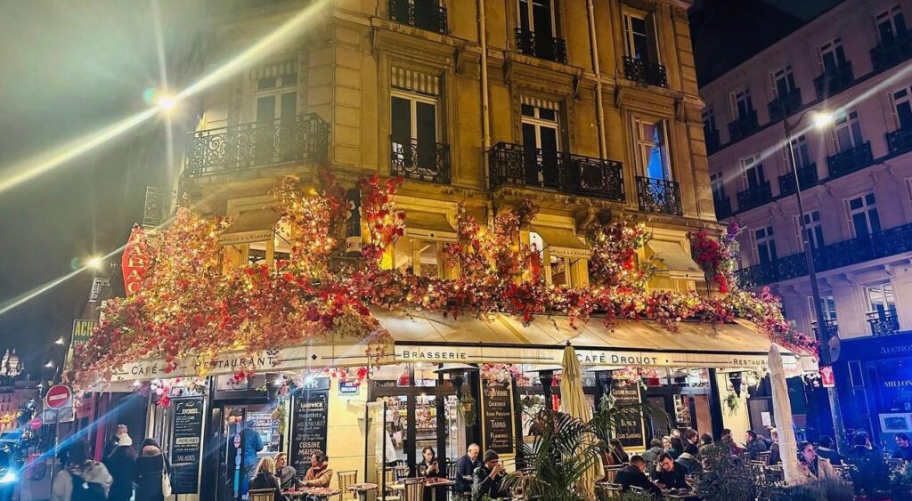Café Drouot Paris Fleuriste deschamps paris 17 006