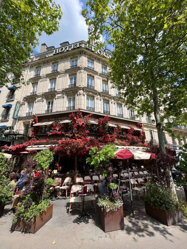Café Montparnasse Deschamps fleuriste 2