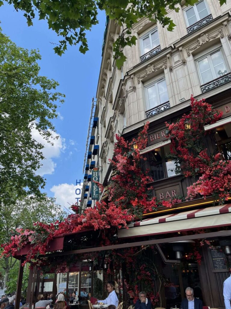 Café Montparnasse Deschamps fleuriste 4