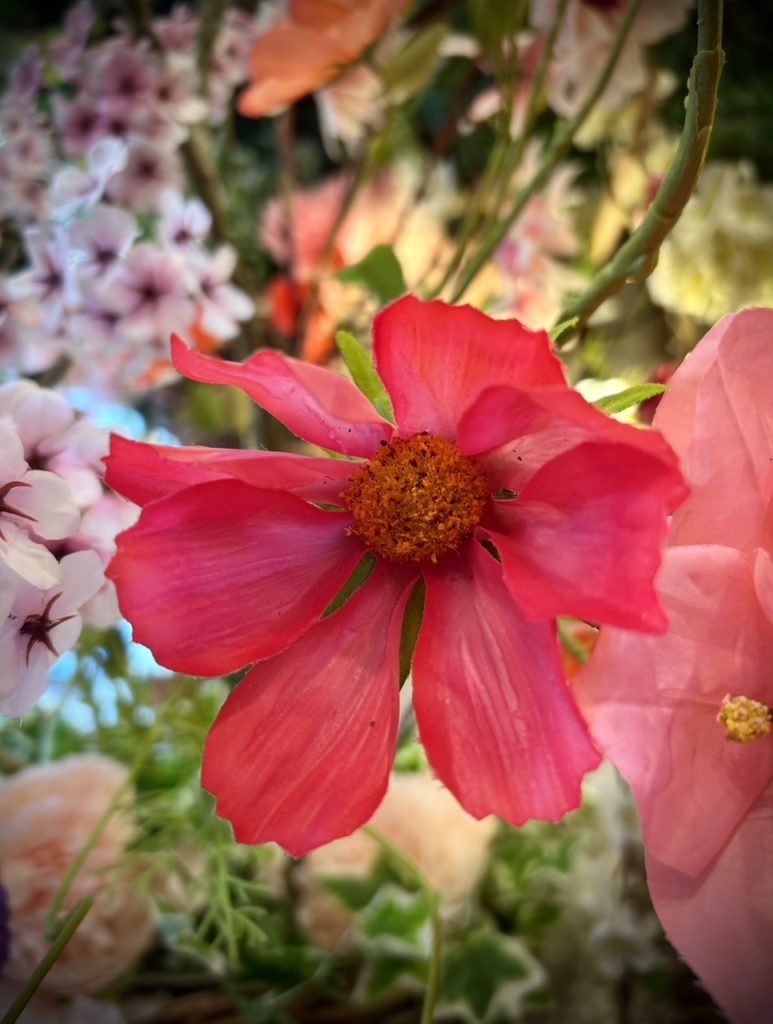 Fleurs artificielles roses