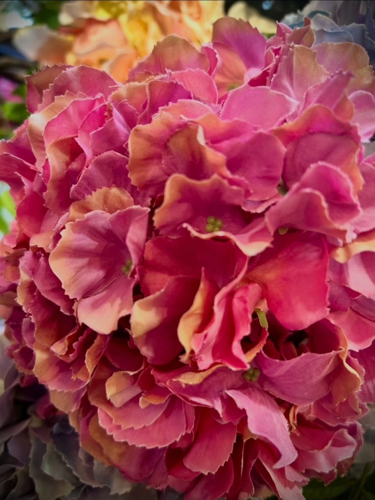 Fleurs artificielles roses