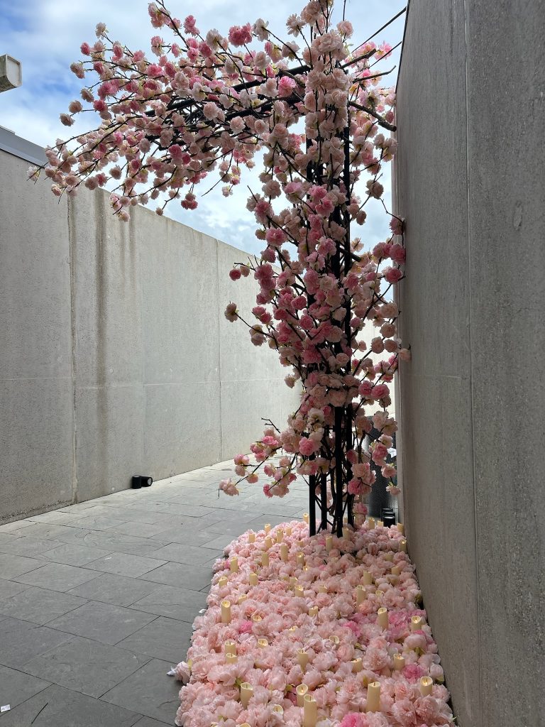 Decoration florale Deschamps Pivoines et sculptures florales (60)